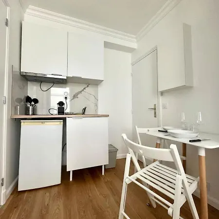 Apartment New 135 Victor - Cosy Center *