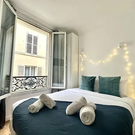 New 135 Victor - Cosy Center Apartment *